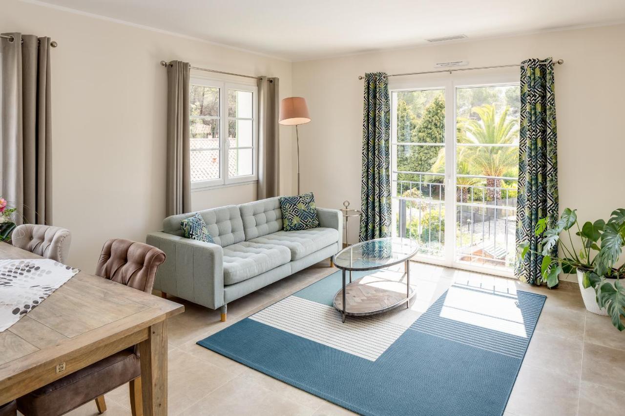 Luxurious And Spacious Apartment In The Heart Of The Cote D'Azur โรกฟอร์-เลส์-แปงส์ ภายนอก รูปภาพ
