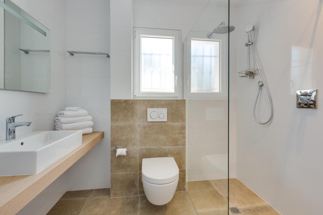 Luxurious And Spacious Apartment In The Heart Of The Cote D'Azur โรกฟอร์-เลส์-แปงส์ ภายนอก รูปภาพ